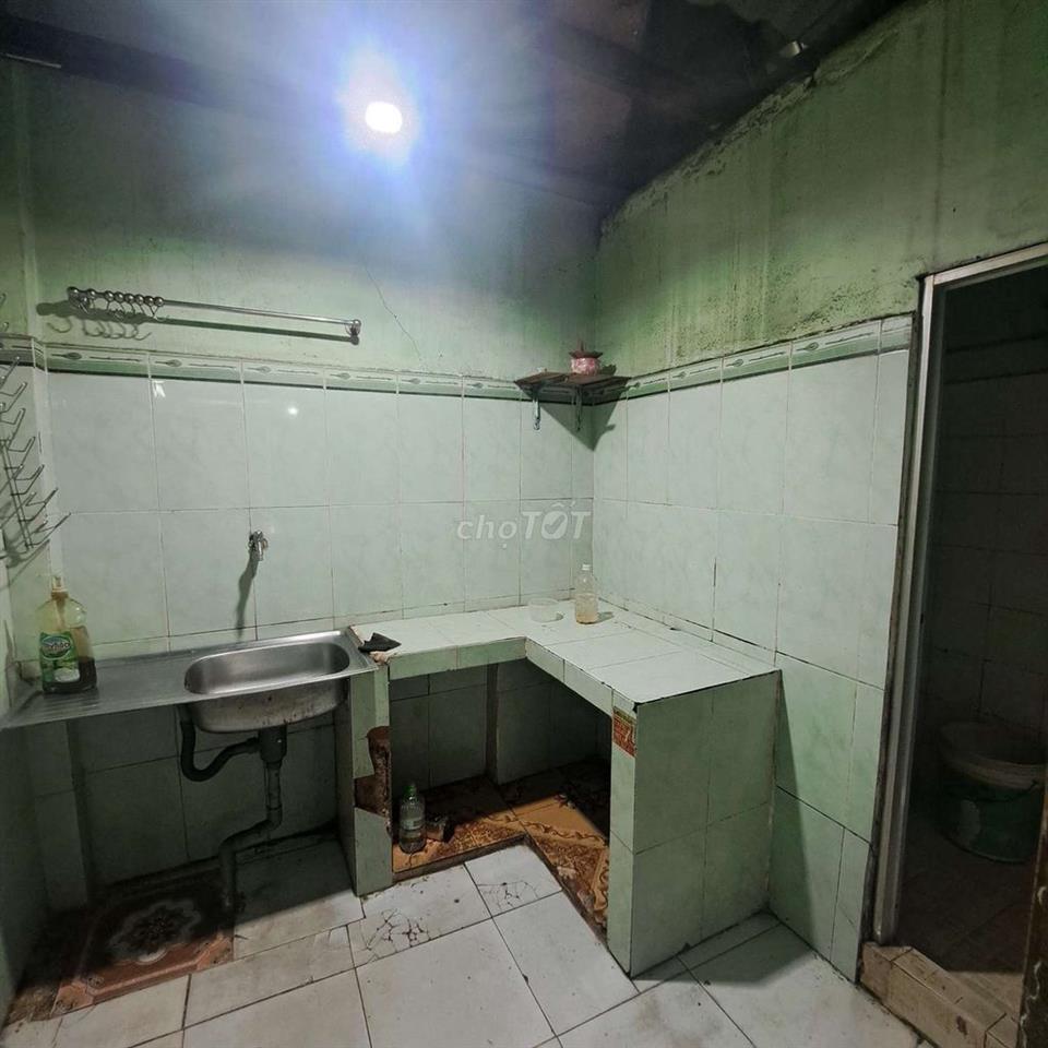 Nhà 4 trịu bình trị đông