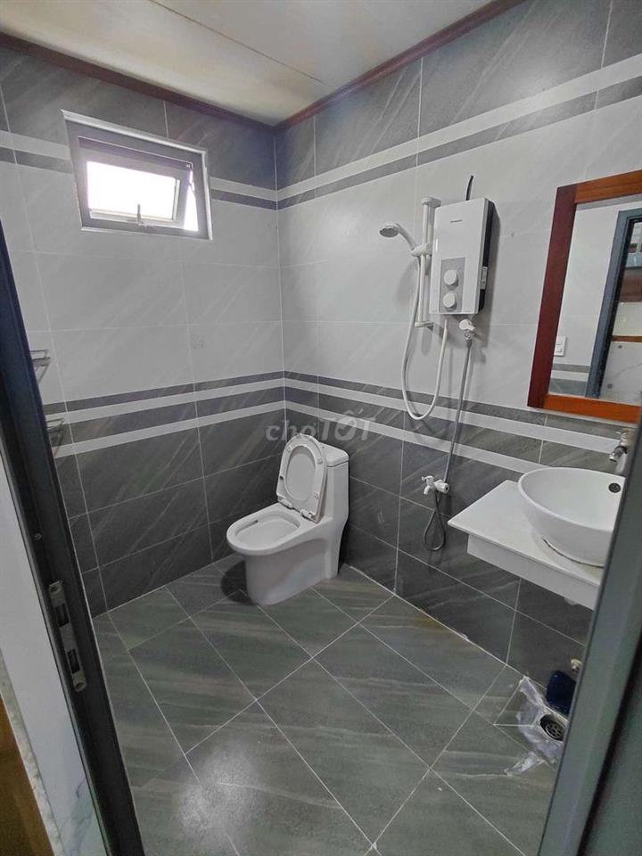Phòng đẹp giá tốt gần Lê Trọng Tấn