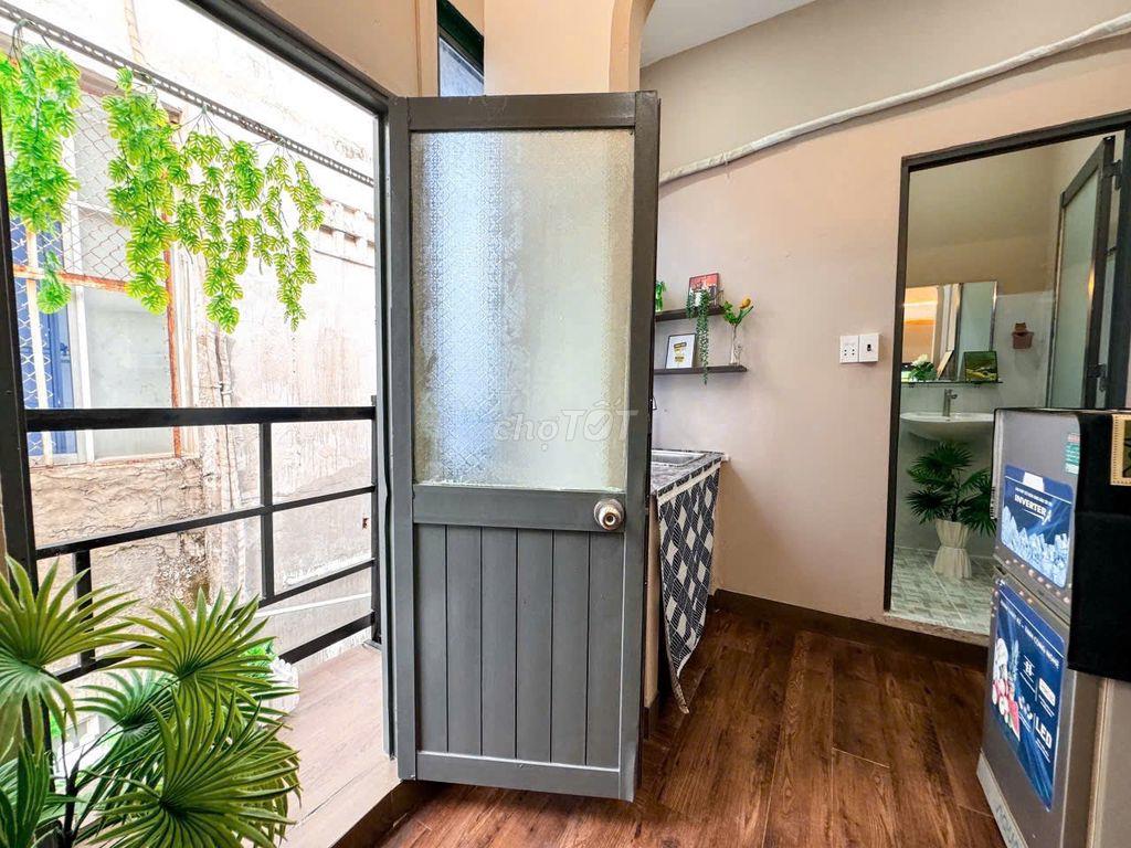 1PN - TÁCH BẾP - BAN CÔNG - FULL NỘI THẤT CÁCH UTH 500m