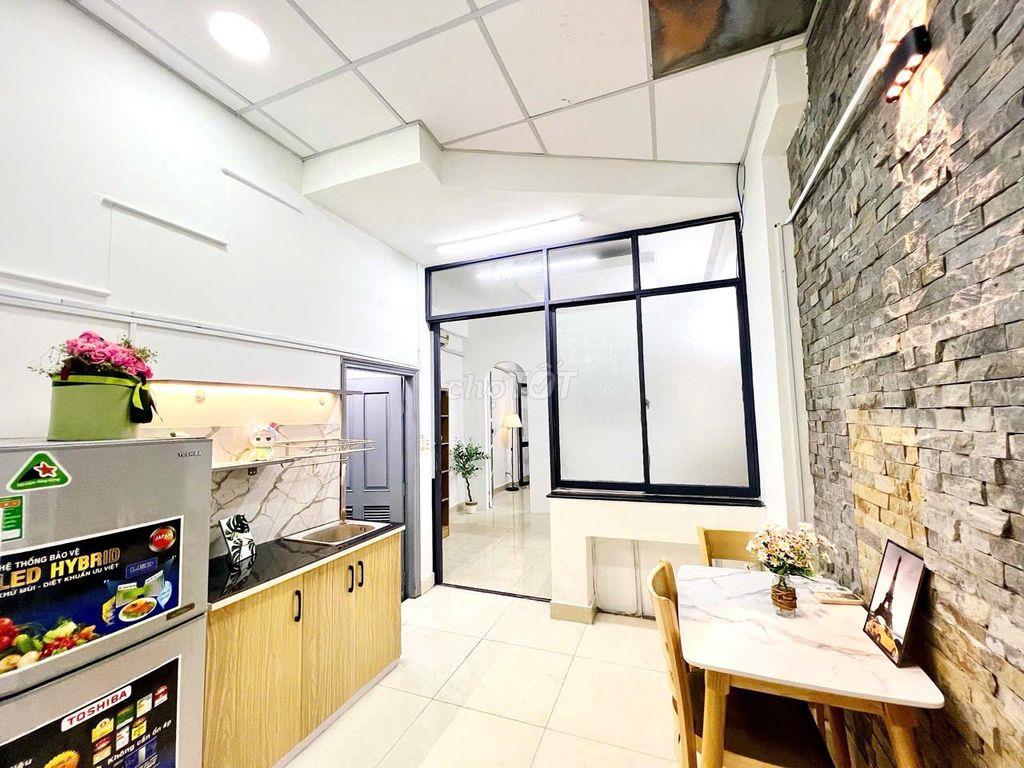 2PN FULL NỘI THẤT NGAY PHAN VĂN TRỊ GẦN HỒNG BÀNG - UEF - HUTECH - VLU