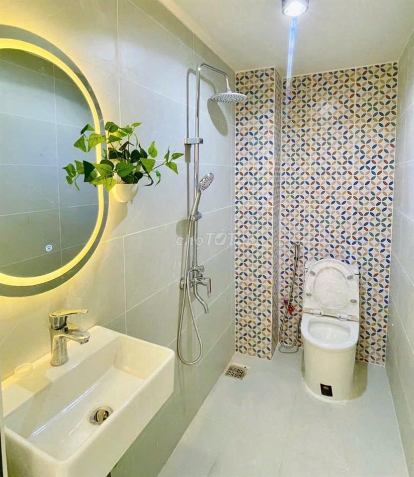 Nhà Nguyên Căn Full Nội Thất Gần Ngay Phan Văn Trị - Phạm Văn Đồng