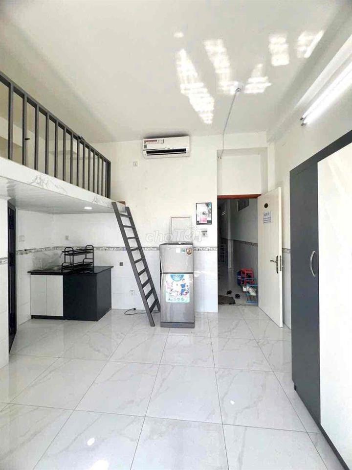 DUPLEX BAN CÔNG FULL NỘI THẤT CÁCH ĐẠI HỌC VĂN LANG CS3 500M
