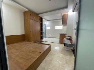 CHO THUÊ  CHDV MỚI 100% CÁCH VLU IUH 15P ĐI XE