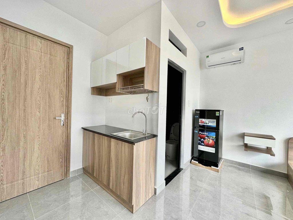 STUDIO BAN CÔNG FULL NỘI THẤT GẦN VLU CS3