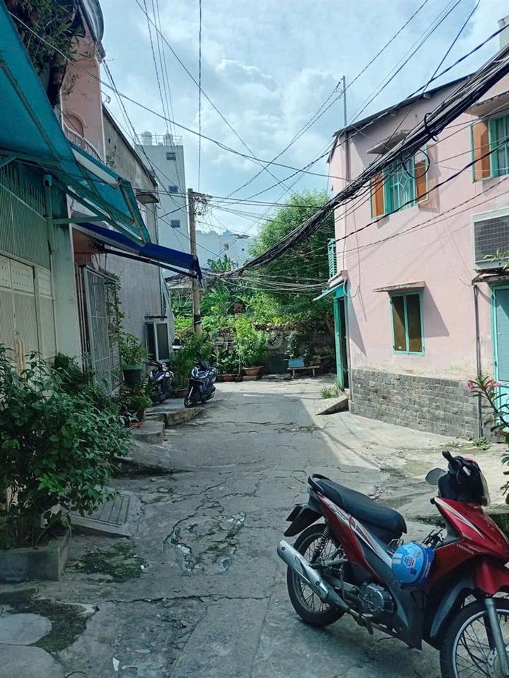 CHÍNH CHỦ BÁN NHÀ NƠ TRANG LONG – HOA HỒNG MÔI GIỚI 100 TRIỆU