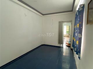 Nhà mặt đường hẻm ( rộng 12 m) 