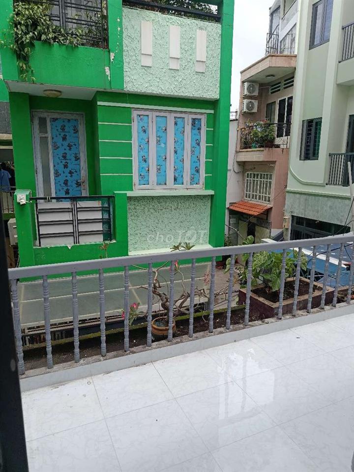 Nhà mới sửa 42/10 Nguyen Thuong Hien , Tret Lau,3PN Gia 11tr