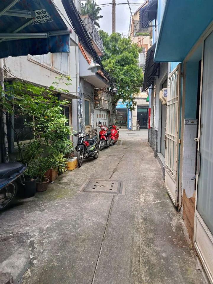 Nhà mới sửa 42/10 Nguyen Thuong Hien , Tret Lau,3PN Gia 11tr