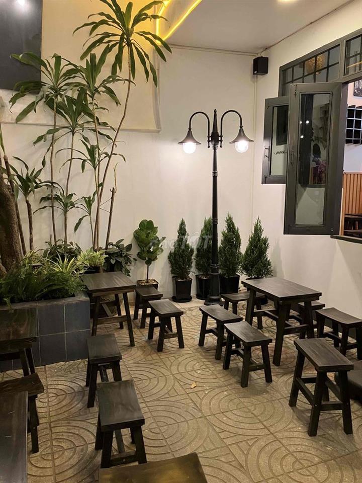 Cần sang quán cf mặt tiền Chu Văn An
