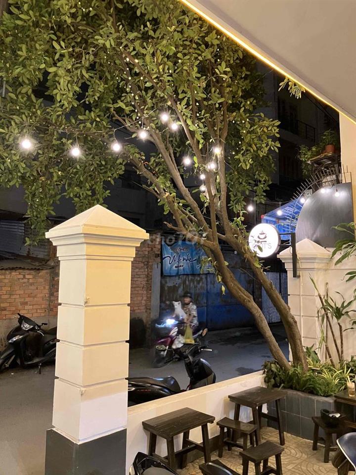 Cần sang quán cf mặt tiền Chu Văn An