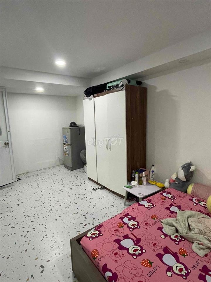 cần pass phòng đầu tháng 9 vô ở nguyễn xí bình thạnh