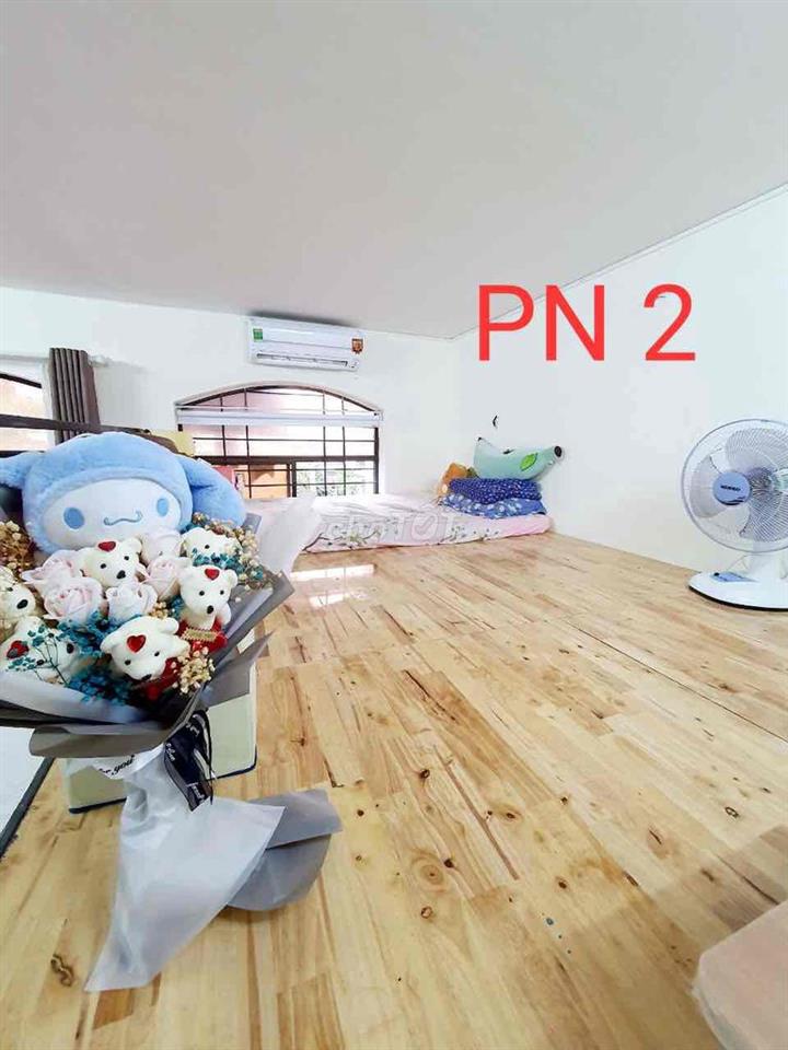 Chính chủ cho thuê căn hộ dịch vụ 2 Phòng Ngủ + Ban Công Rộng