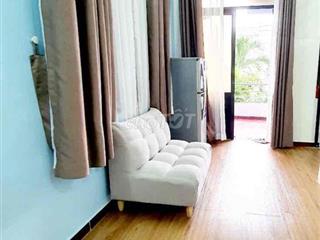 Chính chủ cho thuê căn hộ dịch vụ 2 Phòng Ngủ + Ban Công Rộng