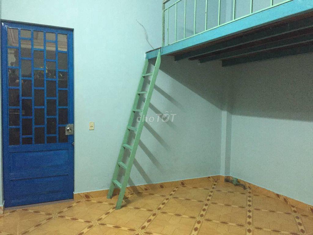 CHO THUÊ PHÒNG ĐẸP, ĐỒNG HỒ ĐIỆN-NƯỚC RIÊNG, GẦN QUẬN 1, TP.HCM