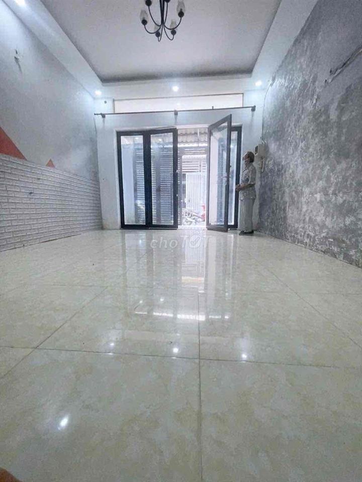 CHỈ 5 tỷ HƠN-8M THÔNG - 4.1X15m-NGAY TRUNG TÂM GÒ VẤP