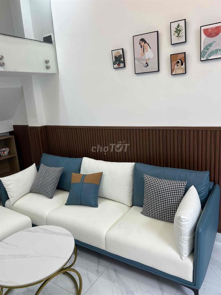 Bán nhà Emart phan huy ích, 33m2,2 tầng, SHR, công chứng ngay