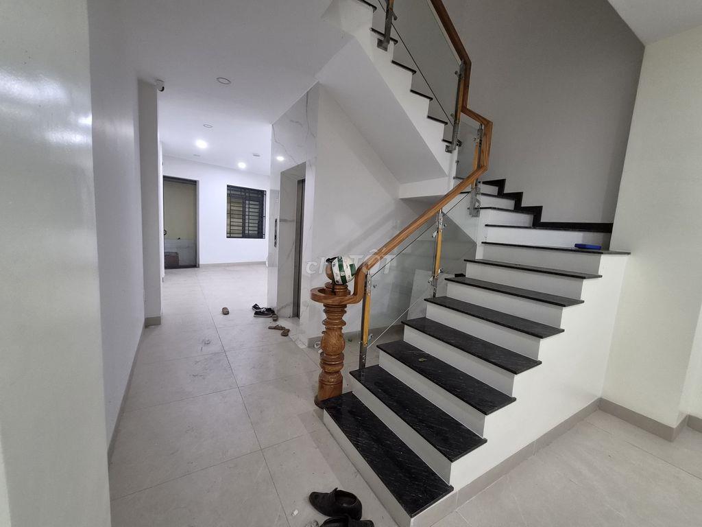 Cho Thuê Mặt Bằng Tiền + Tầng 1 Đường Lê Dức Thọ Gần Trường Học