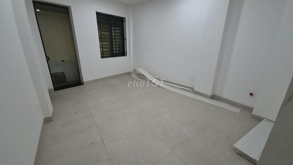 Cho Thuê Mặt Bằng Tiền + Tầng 1 Đường Lê Dức Thọ Gần Trường Học