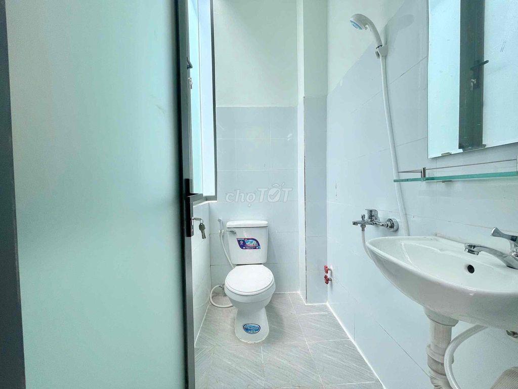 PHÒNG TRỌ MỚI XÂY FULL NỘI THẤT KẾ BÊN IUH CS 2