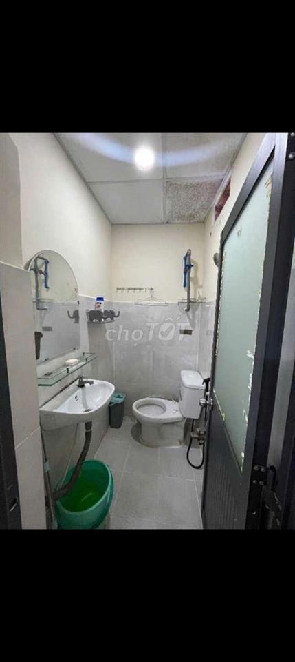 Trọ gần IUH, GDU~2km, VLU, UTH,....