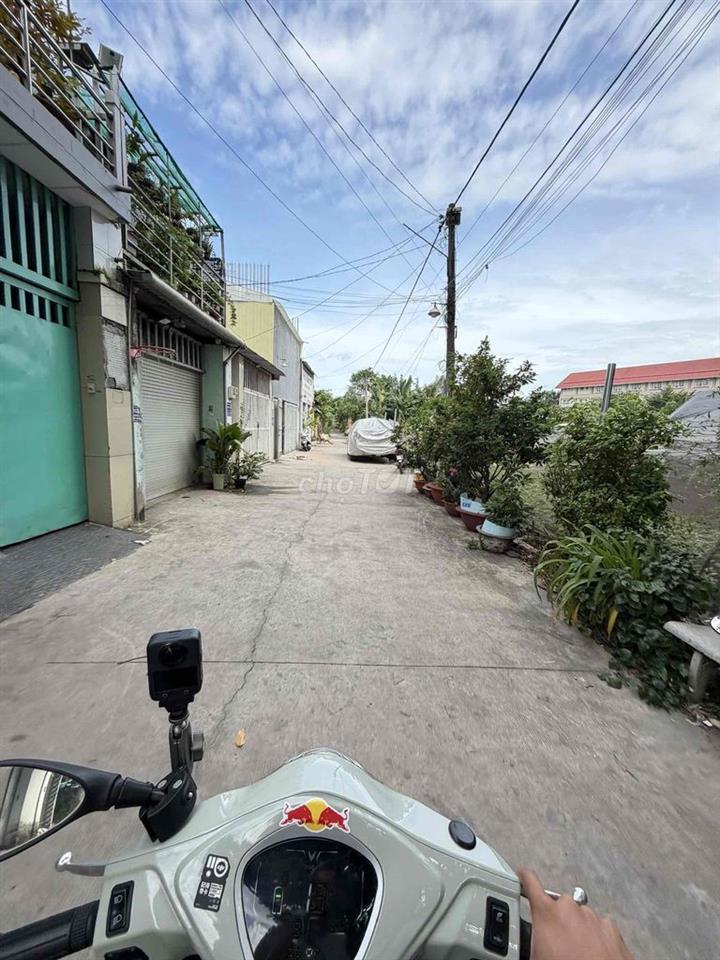 NHÀ NÁT 120 m² - SHR - ngay chợ HÓC MÔN - 2.5 tỷ