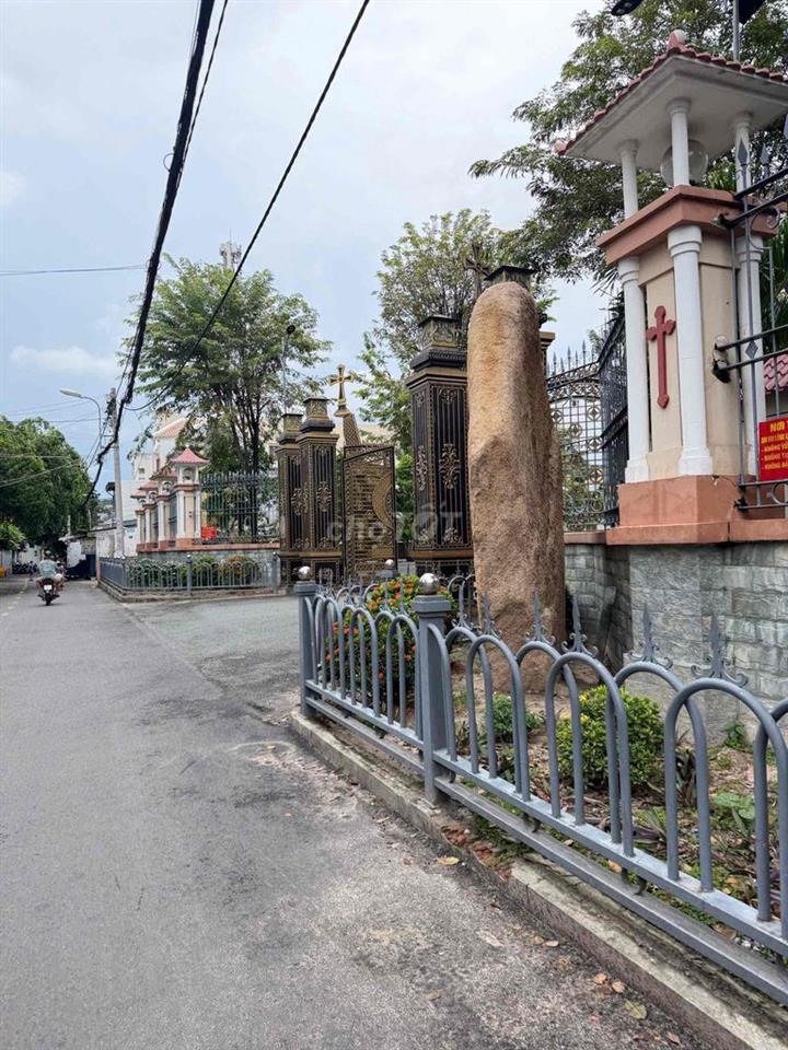 NHÀ 60 m² NGUYỄN VĂN QUÁ- 3PN- NGỘP 3tỷ hơn