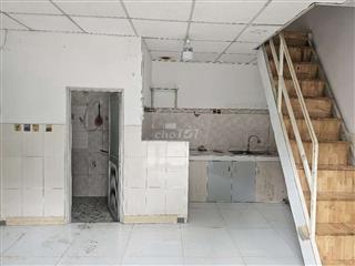 cho thue nhà chợ Hóc Môn 