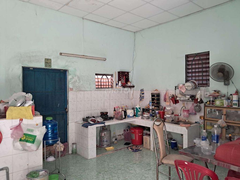 cho thuê nhà nguyên căn 240m2 hẻm xe hơi