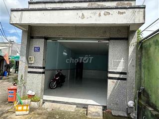 Nhà hốc Môn siêu rộng rải giá rẻ
