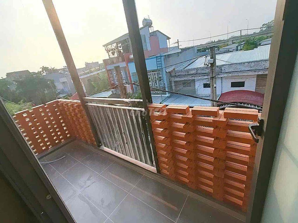 PHÒNG BAN CÔNG NGAY CẦU RẠCH TÔM