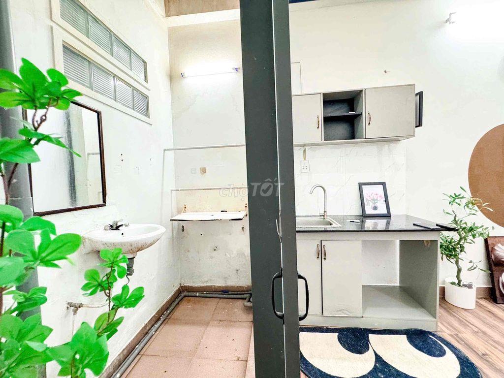 📍2 phòng ngủ siêu đẹp, cực rộng rãi ngay khu vực ngã tư Bảy Hiền