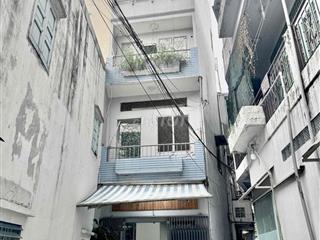 Cho thuê nhà nguyên căn siêu đẹp, nhà 4 tấm ngay vòng xoay Nguyễn Kiêm