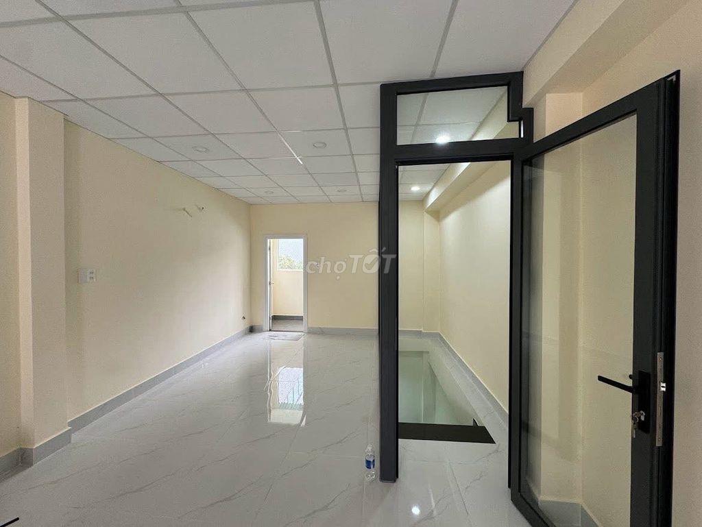 Nhà suốt nguyên căn tại hẻm xe hơi Nguyễn Khắc Nhu Q1 
