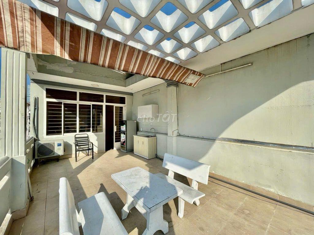 CHÍNH CHỦ CHO THUÊ PHÒNG FULL NỘI THẤT – SÂN RỘNG