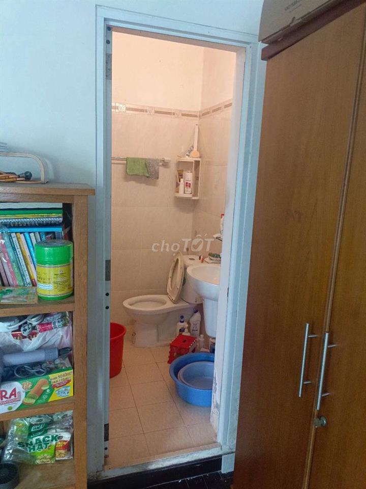 Pass phòng 5tr full nội thất không chung chủ Q1