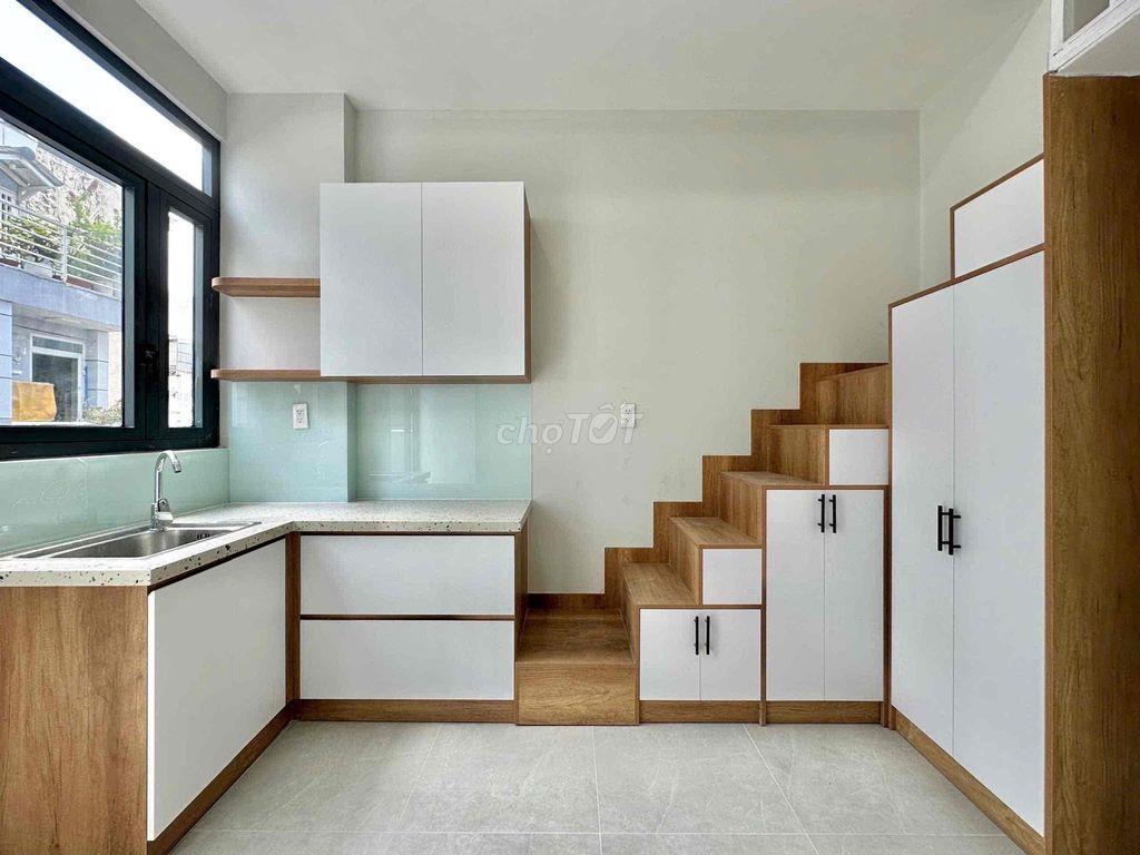 DUPLEX BAN CÔNG NGAY TÔ HIẾN THÀNH - THANG MÁY XỊN