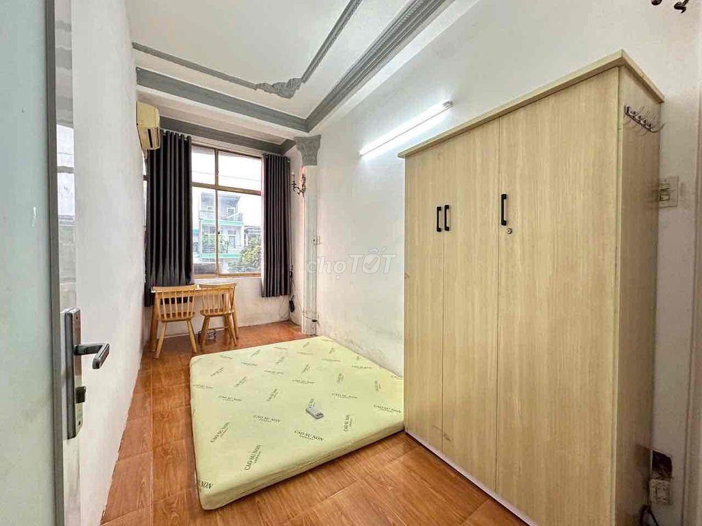 30/9 TRỐNG LẠI 2PN FULL NỘI THẤT NGAY GẦN VÒNG XOAY LÊ ĐẠI HÀNH