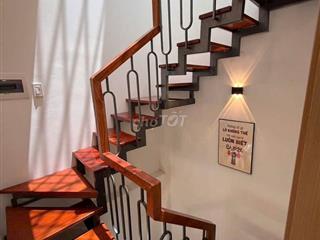 - Nhà mới đẹp nội thất cao cấp