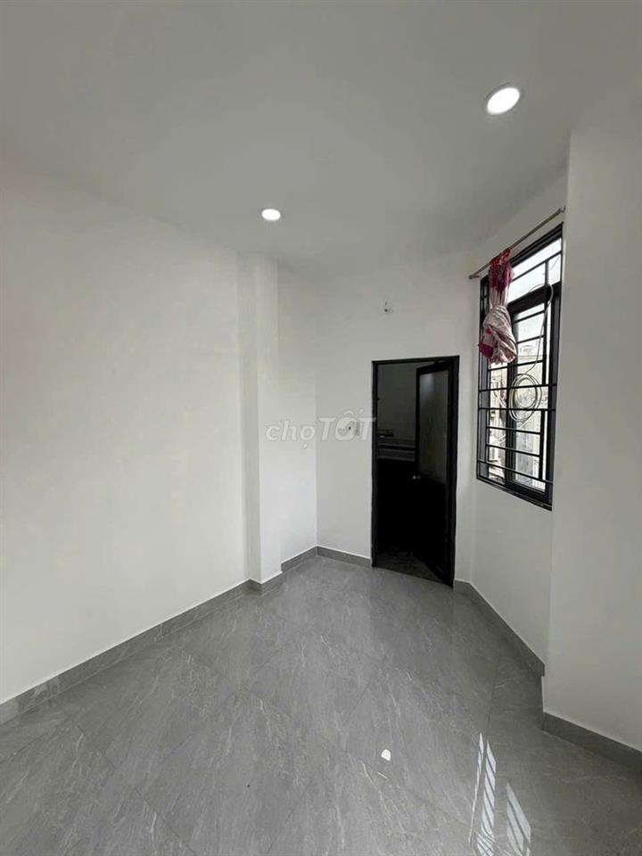 - Nhà đẹp giá tốt 