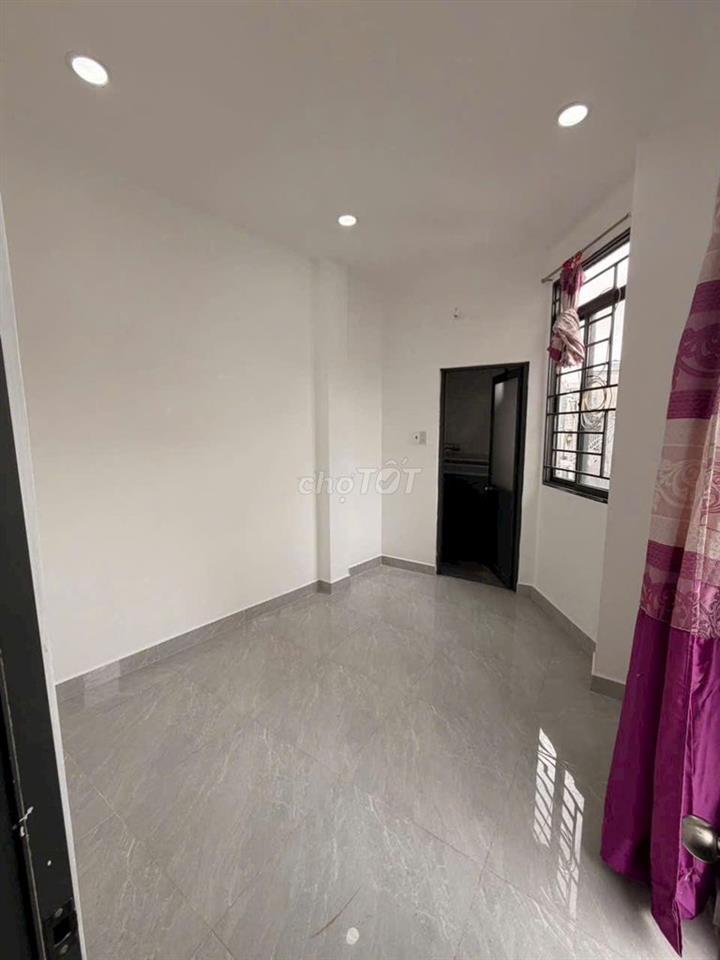 - Nhà đẹp giá tốt 