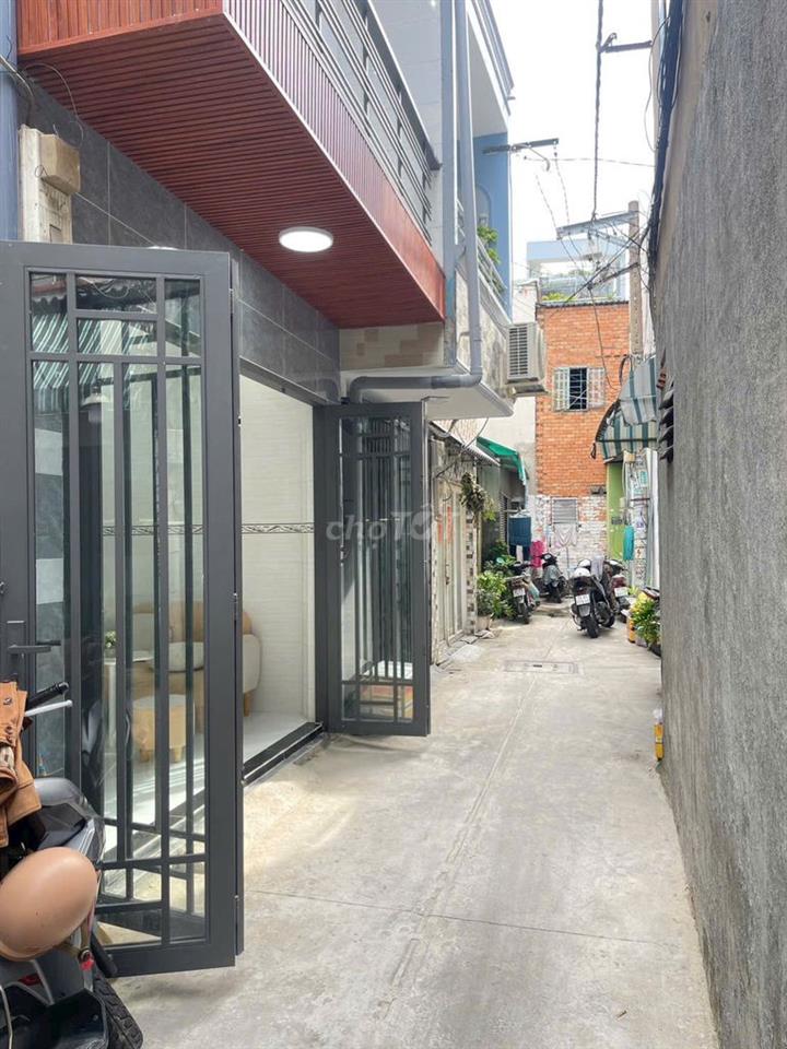 - Nhà đẹp vào ở ngay 