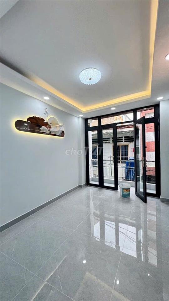 - Siêu phẩm nhà đẹp 4 lầu