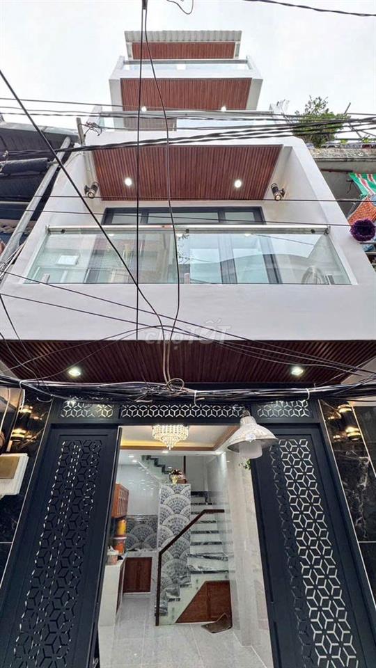 - Siêu phẩm nhà đẹp 4 lầu