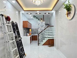 - Siêu phẩm nhà đẹp 4 lầu