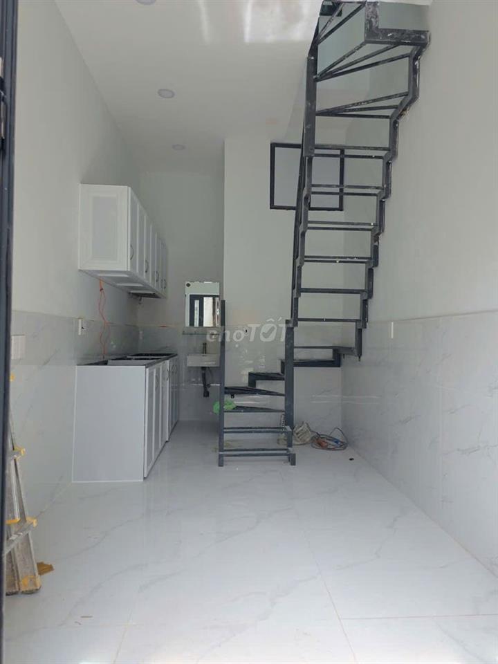 - Nhà mới giá rẻ