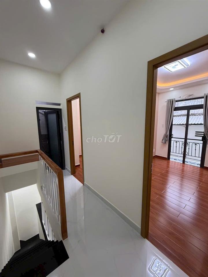 - Nhà siêu đẹp