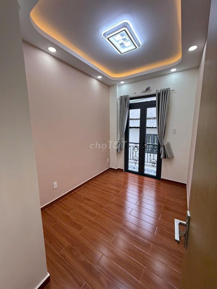 - Nhà siêu đẹp