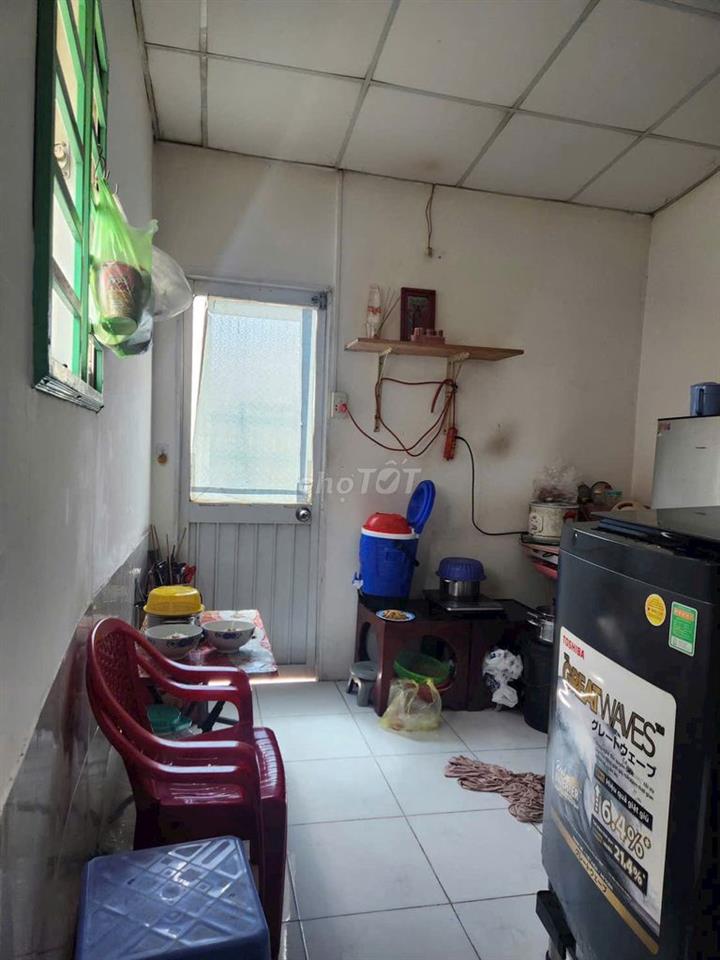 - Nhà nhỏ giá rẻ
