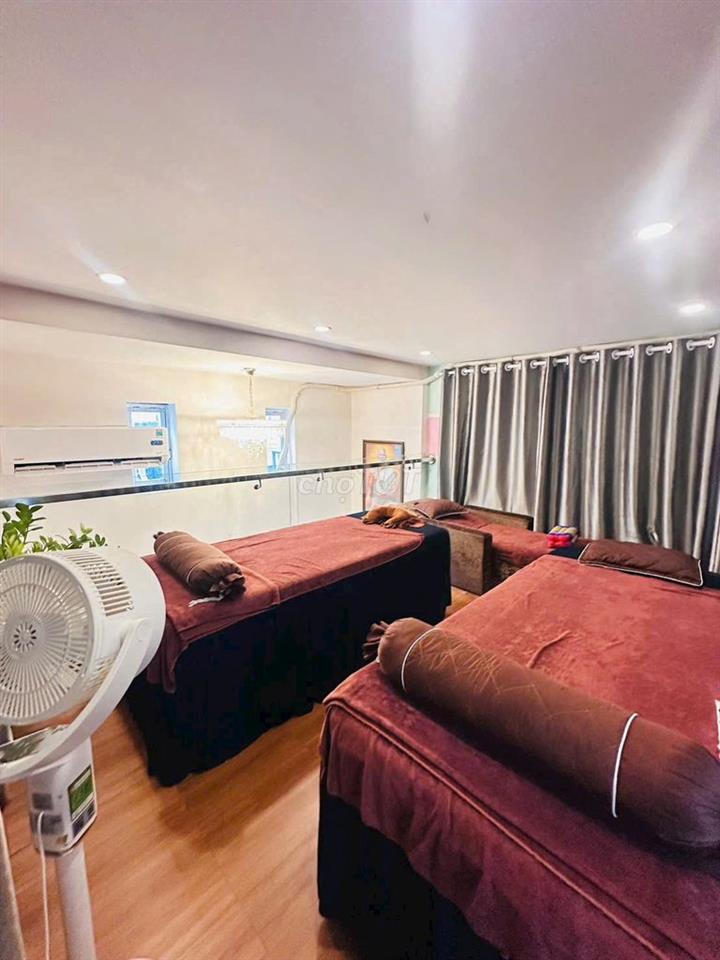 - Nhà siêu đẹp giá tốt r