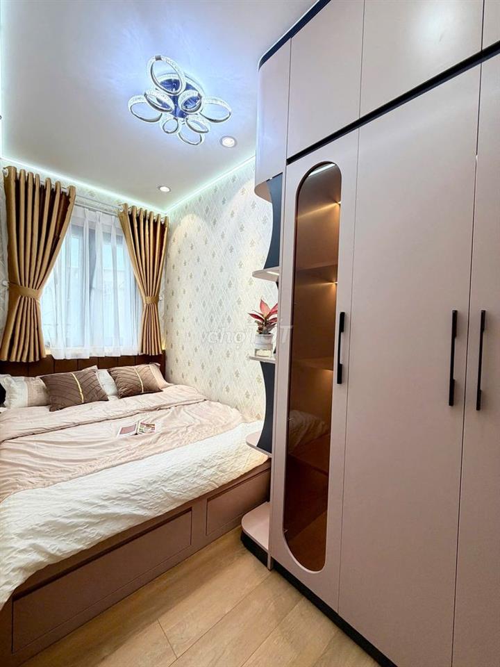 - Siêu phẩm nhà đẹp ngay trung tâm